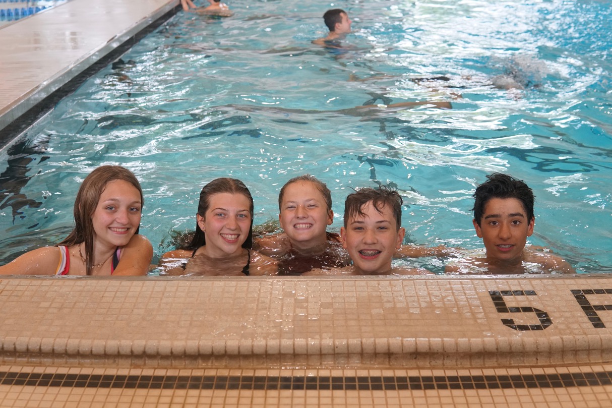 Free Swim Club